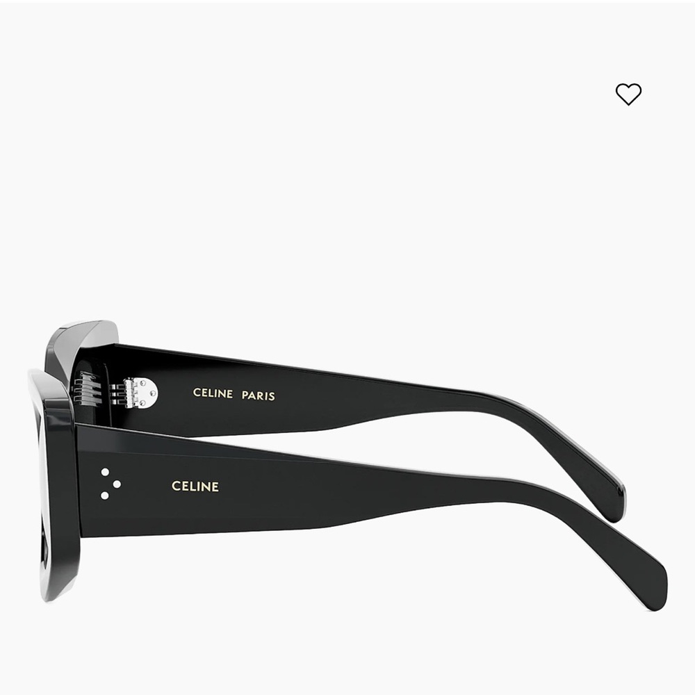 CELINE

Bold Three Dots 54MM Butterfly Sunglasses

$480MSRP - Picture 3 of 9